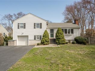 2 Cornwall Rd, Norwalk, CT 06850