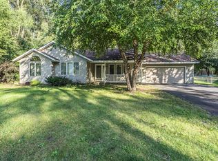 9601 402nd Ave, Genoa City, WI 53128