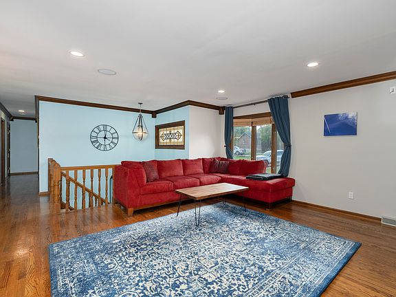 5th image of 8760 Boone Pl