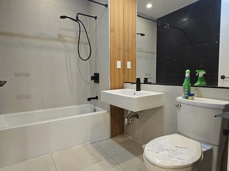 62 E 21st St #4L — Photo 7