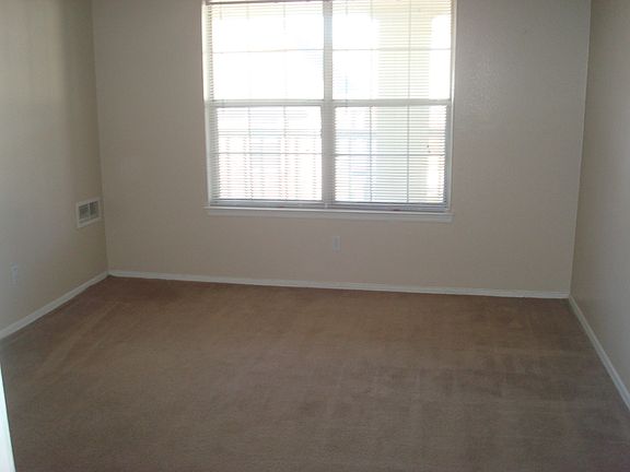4th image of 1210 Missouri Ct APT 115