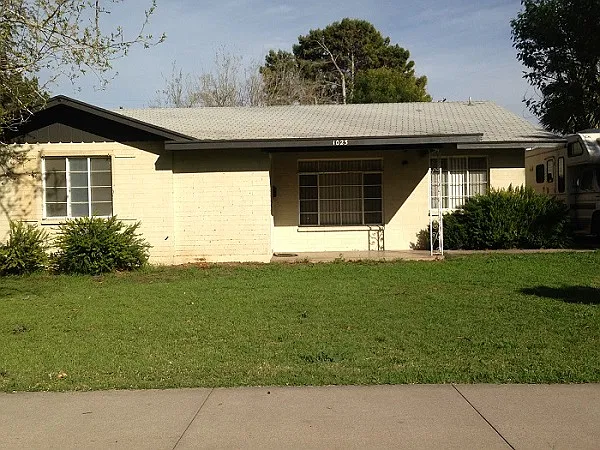 1023 S Ash Ave