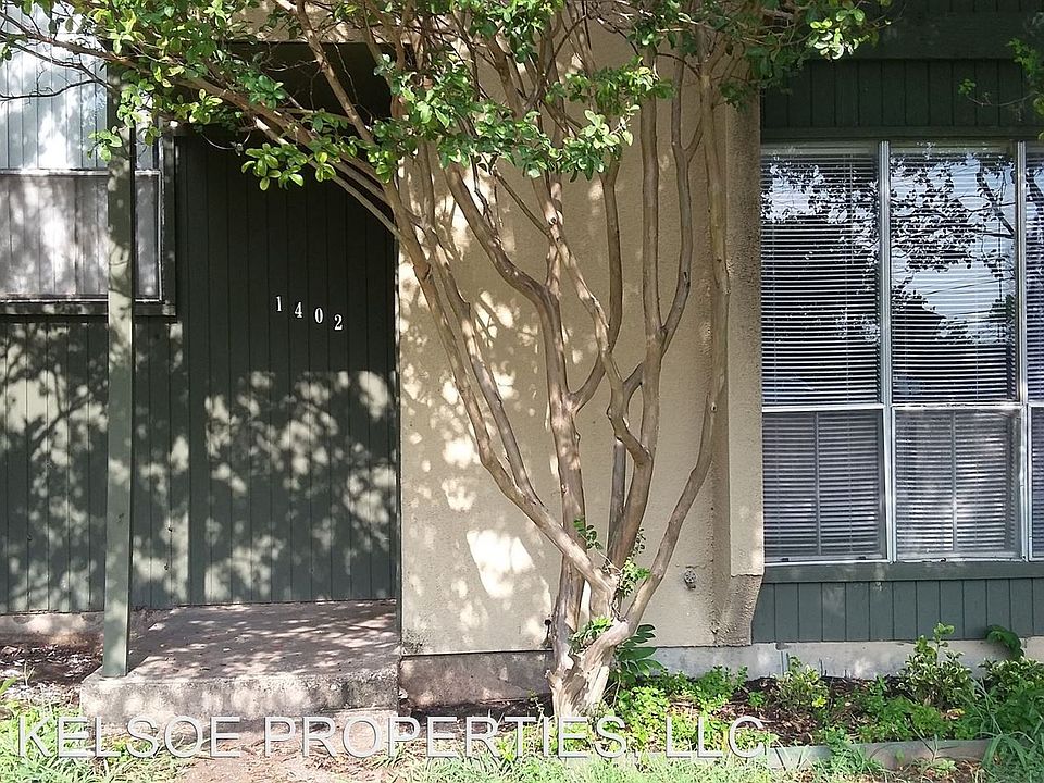 1st image of 1402 Sombre Vista Dr