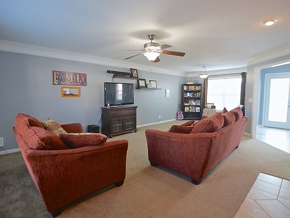 3rd image of 2477 Hattington Dr