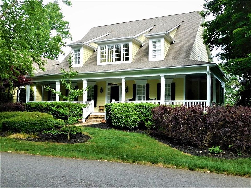 1st image of 16 Stamp Mill Dr