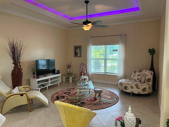 3rd image of 6220 NW Sayers Avenue