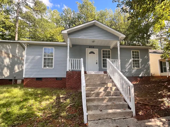 6718 Rockwell Blvd, Charlotte, NC 28269