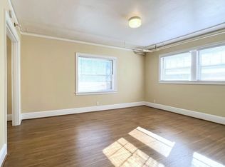 633 - Northrup Apartments, Portland, OR 97210