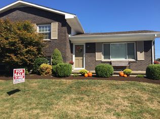 609 Stonehaven Dr, Lexington, KY 40505