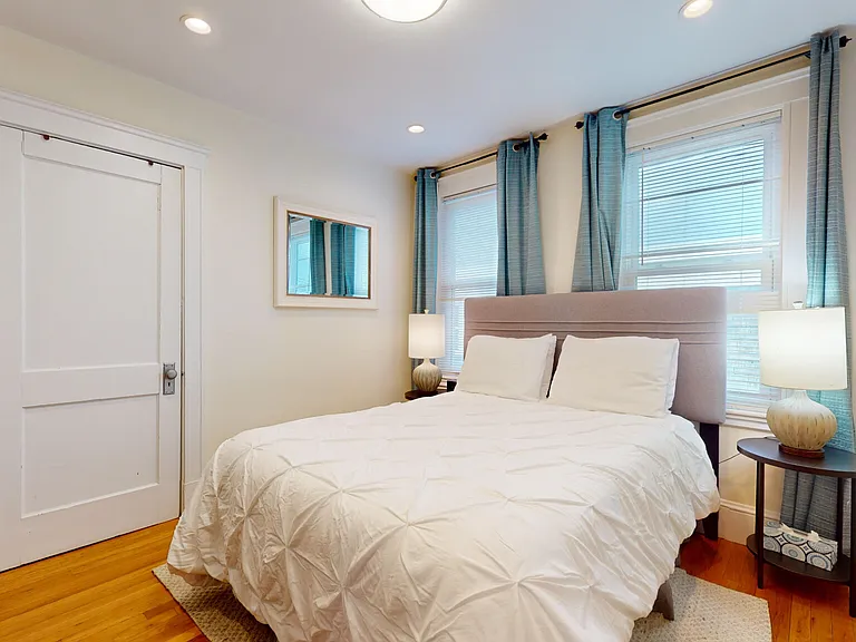 30 Clay St #3 — Photo 16