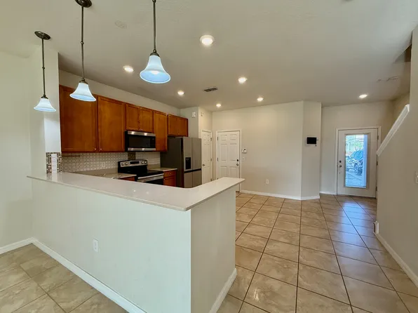 3977 Plainview Dr #1, Orlando, FL 32824