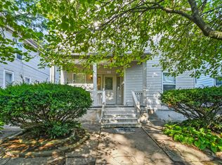 1309 S Walnut St, Springfield, IL 62704
