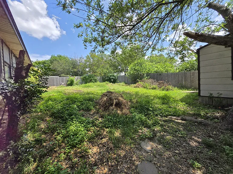 3502 McCormick St — Photo 35