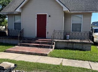 205 1st St, Chalmette, LA 70043
