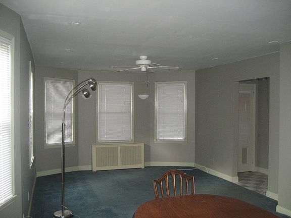 3rd image of 426 Cary Ave