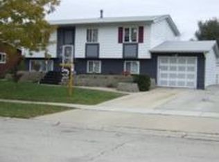 357 Ruth Cir, Bolingbrook, IL 60440