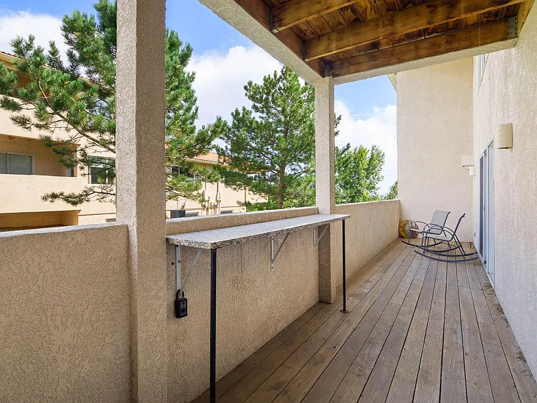 146 Luxury Ln — Photo 28