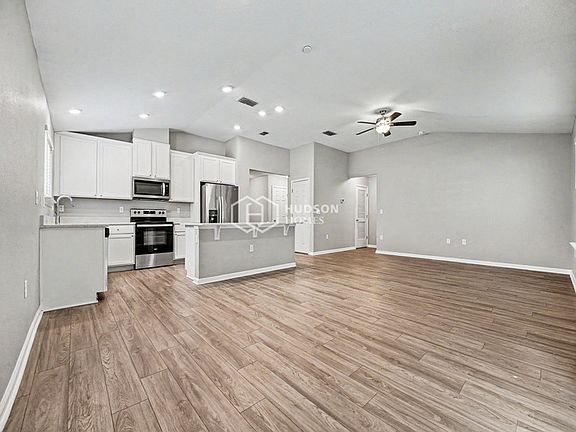 5th image of 6407 Timber Cove Ct
