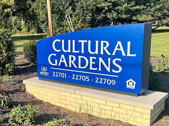 Cultural Gardens Main Sign