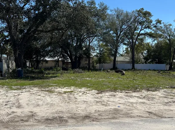 1906 Louise Ave, Panama City, FL 32405