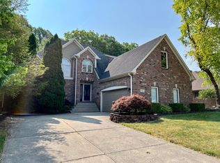1219 Park Meadow Dr, Beech Grove, IN 46107