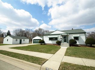 1816 Vermont St, Rockford, IL 61101