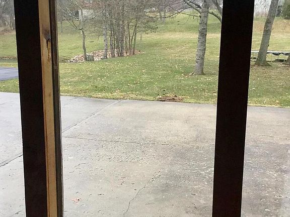 3rd image of 765 Orchard Hill Rd APT C