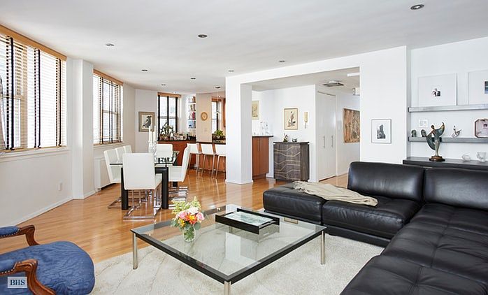 1st image of 200 E 58th St APT 20A