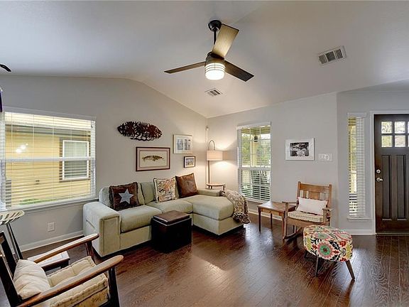 4th image of 609 Heritage Springs Trl