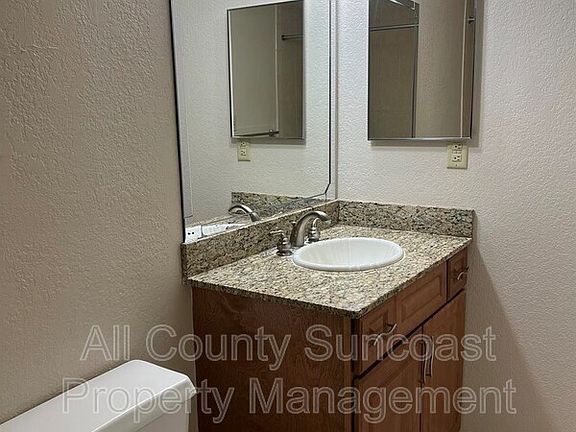 5th image of 10263 Gandy Blvd N APT 409