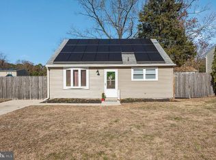 58 Cambridge Ave, Sicklerville, NJ 08081