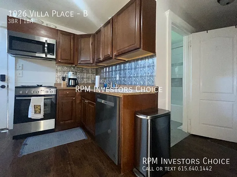 1026 Villa Pl #B — Photo 4