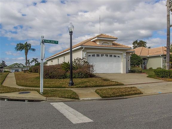 3rd image of 402 Fairlane Dr