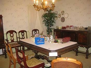 4th image of 2227 Warrenton Way