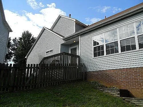4200 Heathmoor Ct — Photo 2