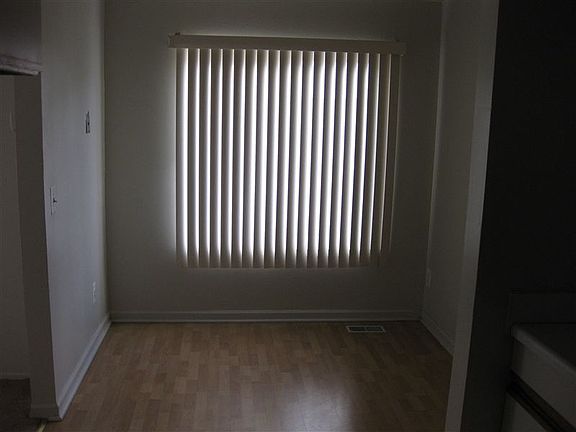 3130 E Lafayette Dining