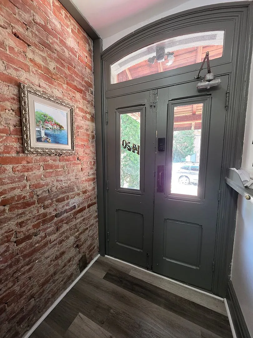 1420 North Van Buren Street — Photo 4