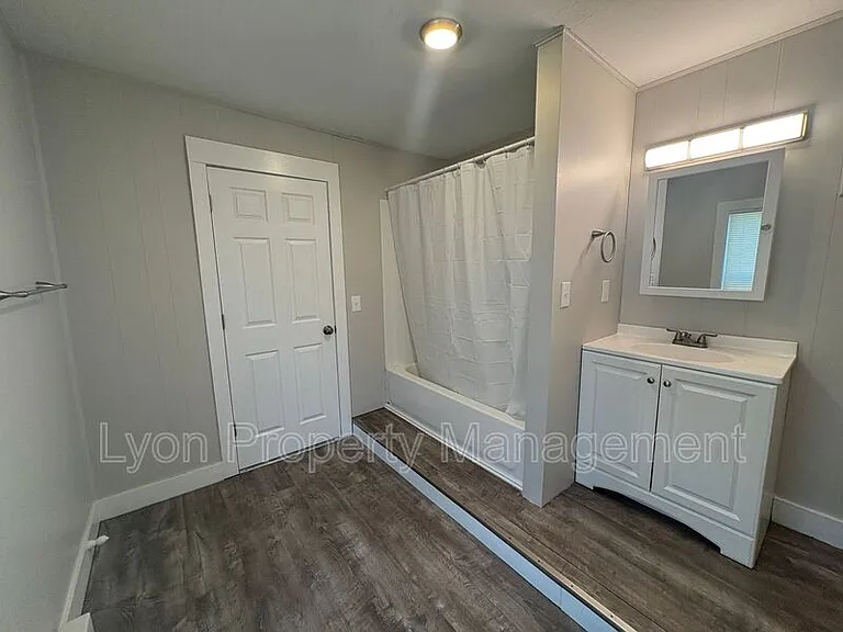 16 West St #3 — Photo 6