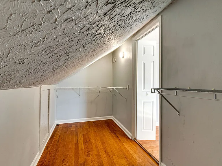 819 E Meade Ave — Photo 16