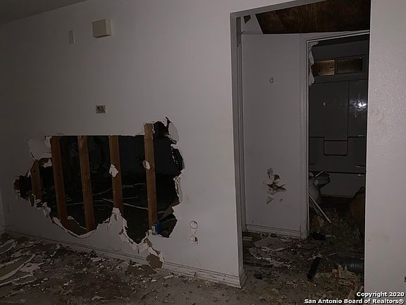 4th image of 614 J St