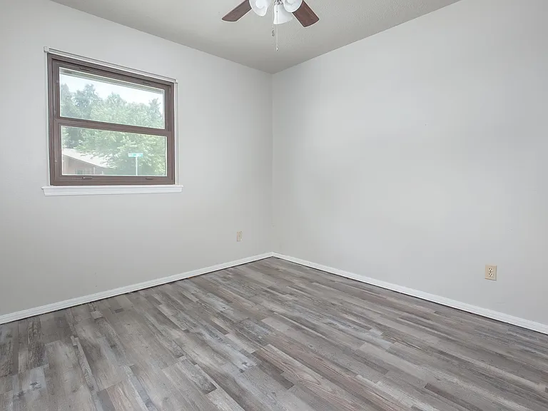 600 Kay Hill Ln — Photo 6
