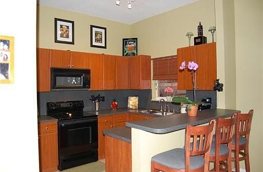 2nd image of 14301 N Royal Cove Cir