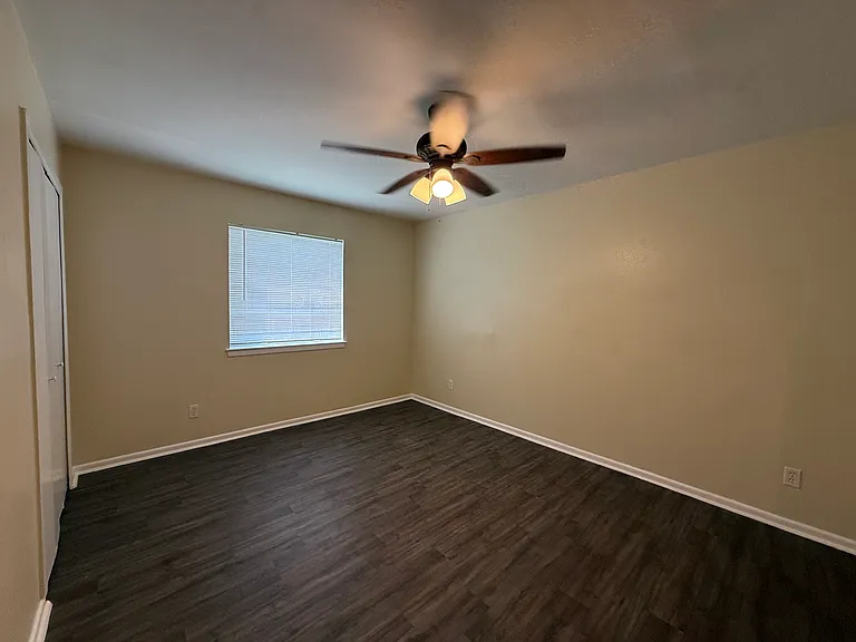 10815 Baltic St #1 — Photo 11
