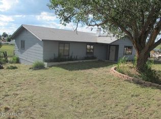127 N East St, Springerville, AZ 85938