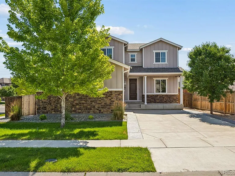 92 Homestead Way — Photo 3