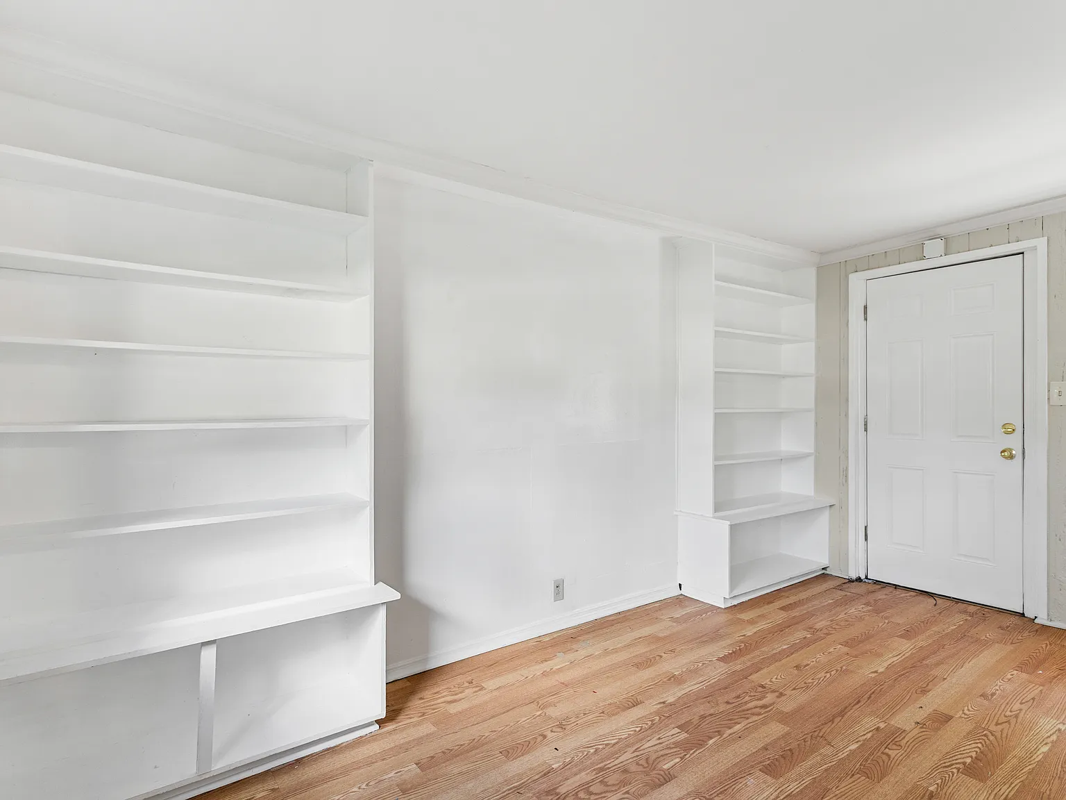 4 bed, 2550 sqft, $1,850 — Photo 3