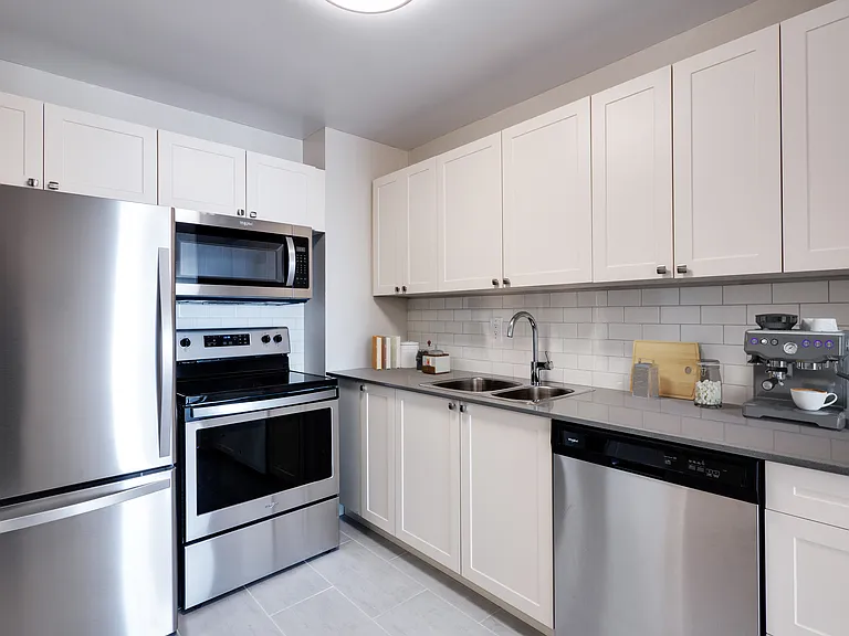 50 Rosehill Ave — Photo 4