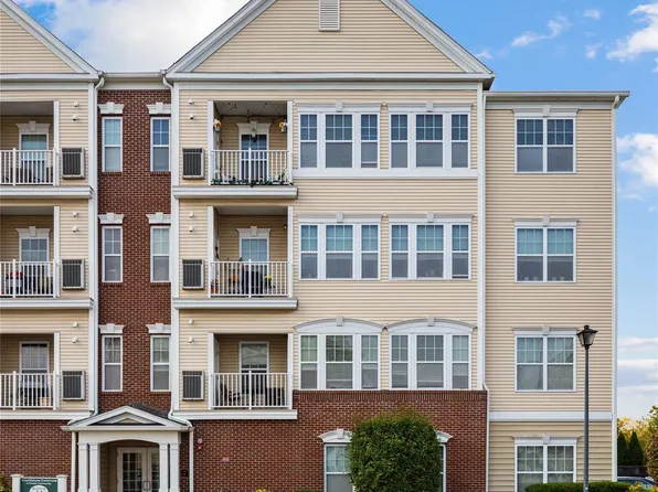 1141 Kirkland #1141, Central Islip, NY 11722