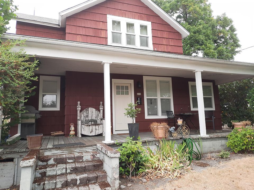 1st image of 602 E McLoughlin Blvd #1