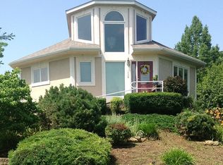1620 W Main St, Grafton, IL 62037